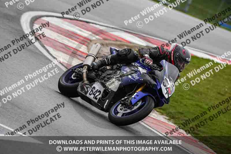 donington no limits trackday;donington park photographs;donington trackday photographs;no limits trackdays;peter wileman photography;trackday digital images;trackday photos
